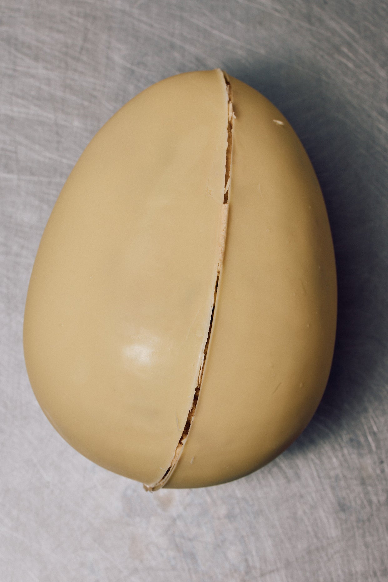 PRE-ORDER ONLY Dairy Salted Macadamia Blondie Ice Cream Filled Easter Egg